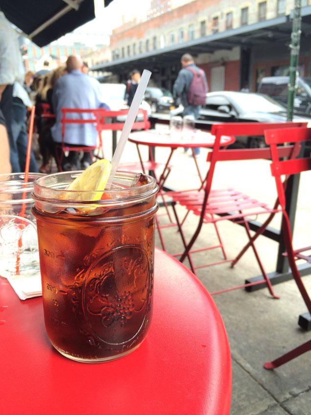 iced-tea-in-the-meatpacking-district-new-york-city-highline