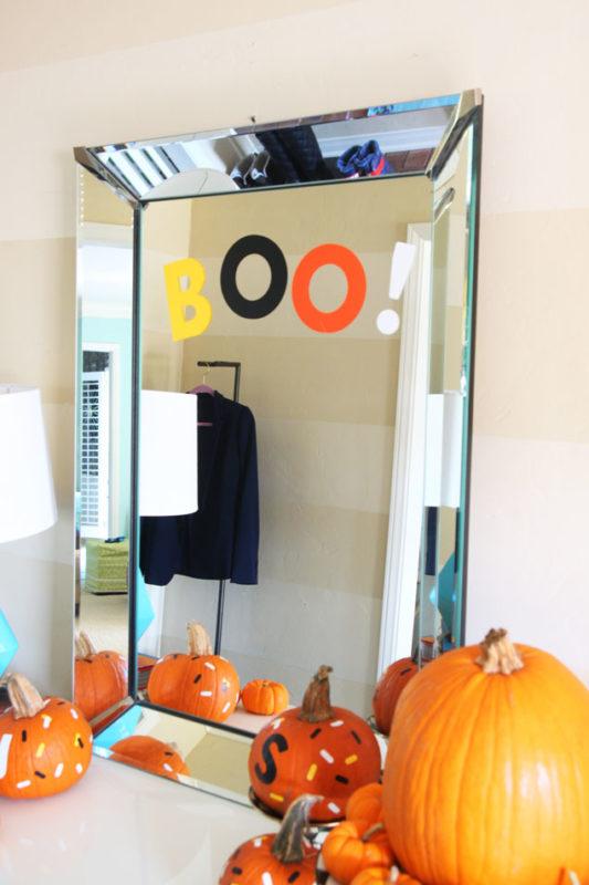 Custom vinyl "Boo!" sign for Halloween - Perfect Halloween decorations for mirrors or windows. www.pencilshavingsstudio.com