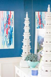 @psstudio home tour - Bungalow 5 porcelain pagodas - Benjamin Moore Lucerne - abstract art - dining room - www.pencilshavingsstudio.com