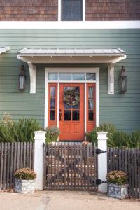 Modern American farmhouse in fall at Carlton Landing www.pencilshavingsstudio.com